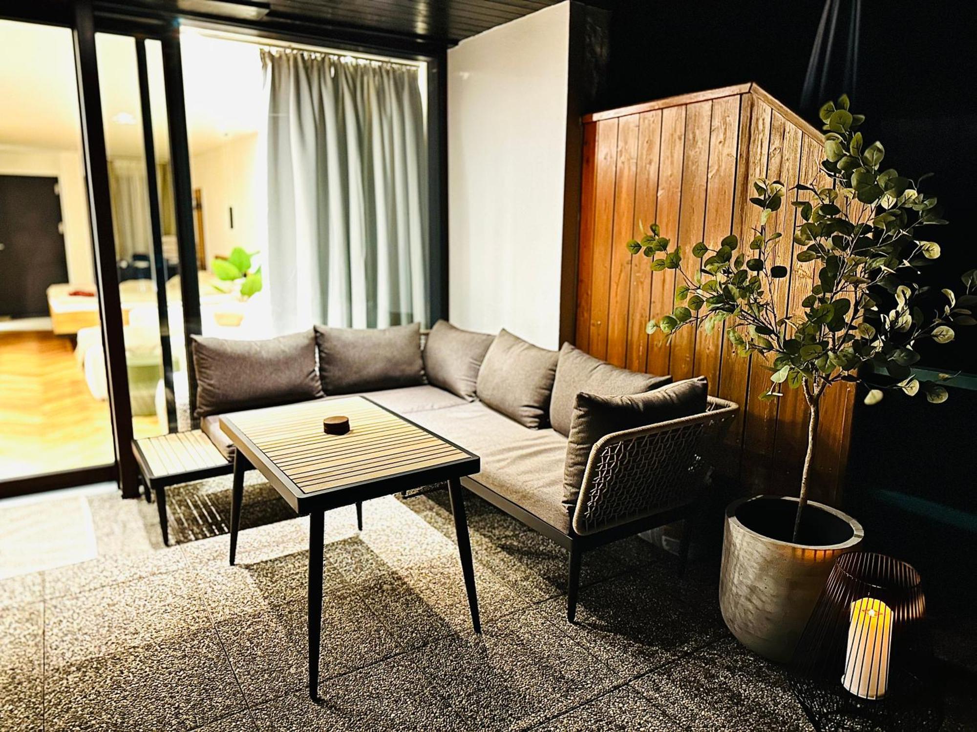 Das Alpenzeit Appartement Mit Just Private Terrasse (Adults Only) باد اوسي المظهر الخارجي الصورة